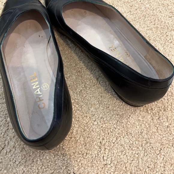 Vintage used authentic Chanel loafers - Picture 12 of 16